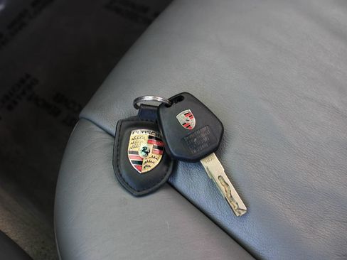 Used 2001 Porsche 911 GT3 RS image 38