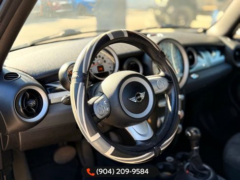 Used 2010 MINI Cooper Convertible image 8
