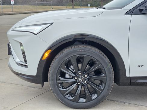 New 2026 Buick Envista Sport Touring image 6