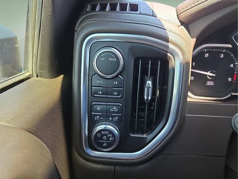 Used 2022 GMC Sierra 2500 Denali AWD/4WD image 20