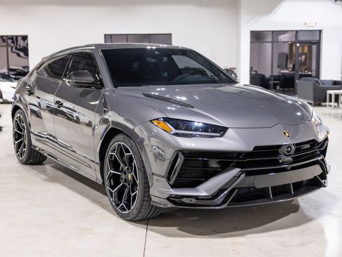 Used 2023 Lamborghini Urus Performante image 10