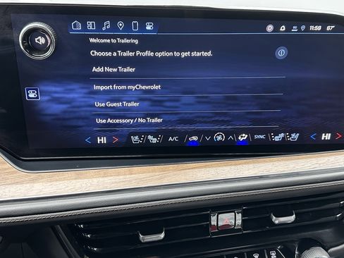 Used 2025 Chevrolet Suburban High Country w/ Sun And Tow Package image 34