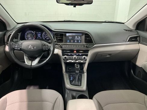 Used 2019 Hyundai Elantra Value Edition image 6