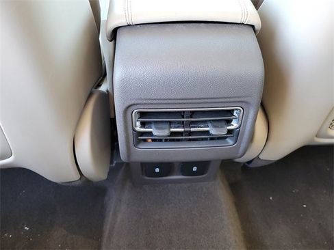 Certified 2023 Lincoln Corsair Standard w/ Equipment Group 101A image 23