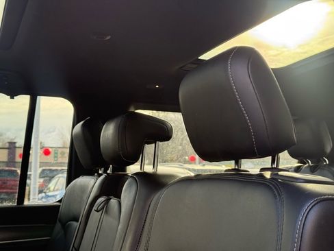 Used 2023 Jeep Wagoneer Series II w/ Convenience Group I image 25