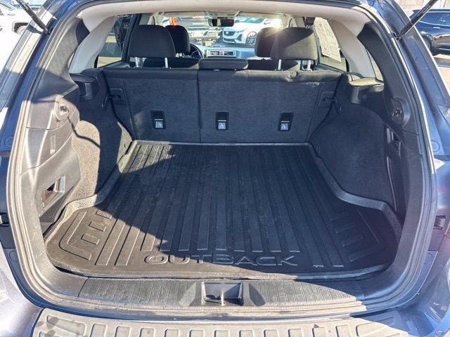 Used 2017 Subaru Outback 2.5i Premium AWD/4WD image 19