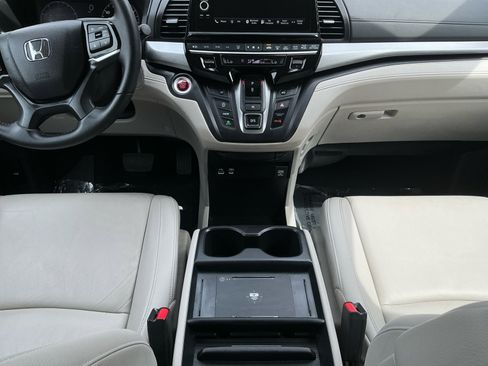 Used 2025 Honda Odyssey EX-L image 9
