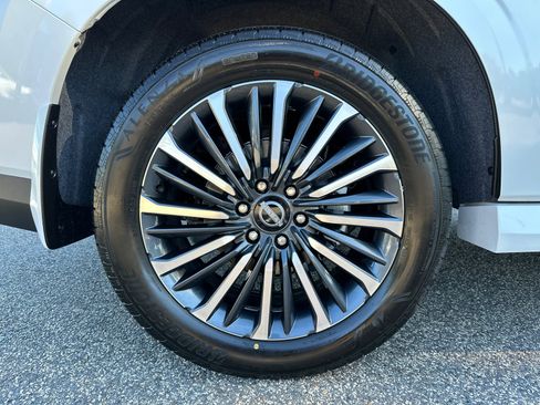 New 2026 Nissan Armada Platinum Reserve image 18