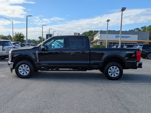 Certified 2023 Ford F350 XLT AWD/4WD image 7