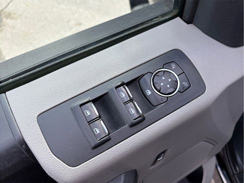 Used 2016 Ford F150 XL w/ Equipment Group 101A Mid image 17