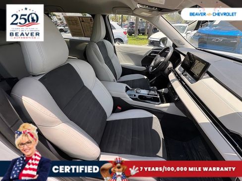 Used 2025 Mitsubishi Outlander SE FWD image 26