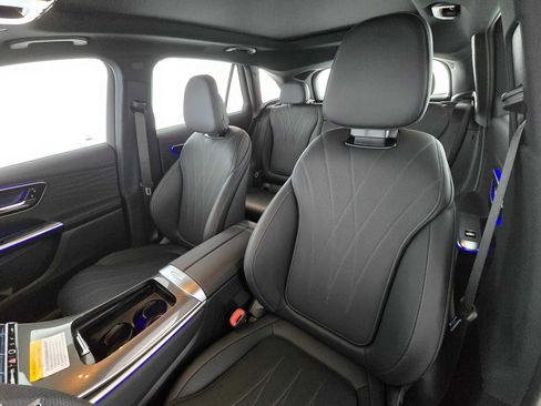 New 2025 Mercedes-Benz GLC 63 AMG S image 22