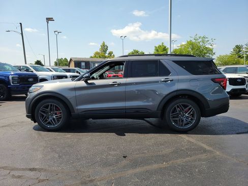 New 2026 Ford Explorer ST w/ Sun And Sound Package AWD/4WD image 7