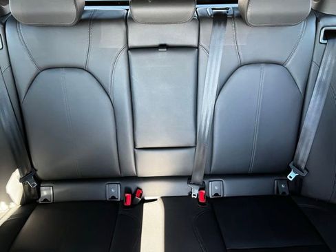 Used 2023 Alfa Romeo Stelvio Sprint image 16