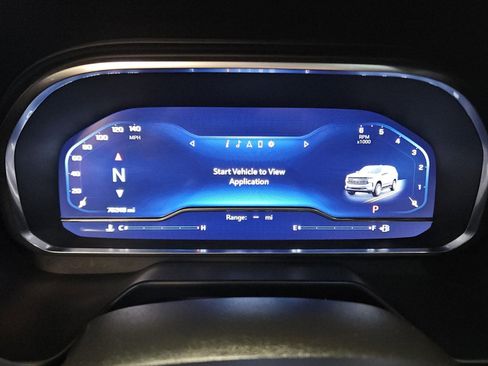 Used 2022 Chevrolet Tahoe Z71 w/ Z71 Off-Road Package image 26