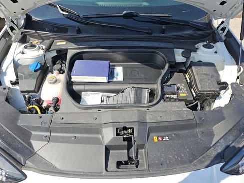 Used 2024 Hyundai Ioniq 6 SE image 17