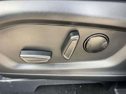 New 2026 Ford Explorer Active image 18