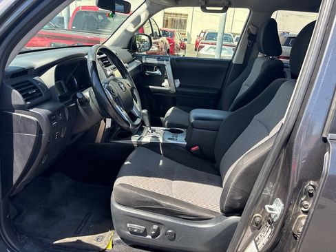 Used 2016 Toyota 4Runner SR5 AWD/4WD image 14