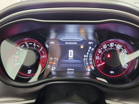Used 2020 Dodge Challenger SXT w/ Plus Package image 15