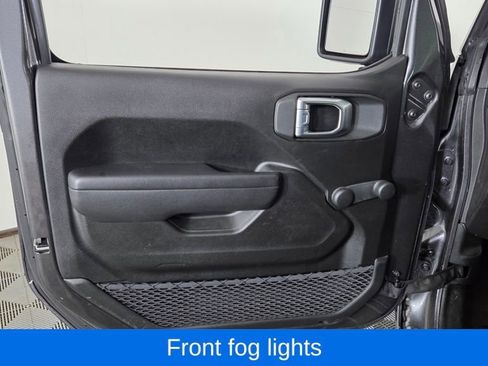 Used 2024 Jeep Gladiator Sport AWD/4WD image 12