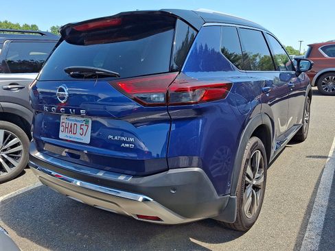 Used 2021 Nissan Rogue Platinum AWD/4WD image 4