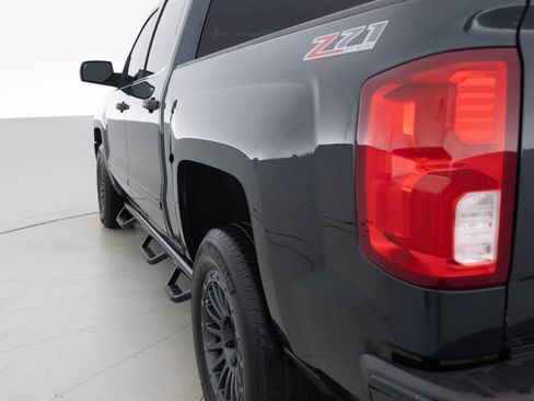 Used 2017 Chevrolet Silverado 1500 LTZ Z71 w/ LTZ Plus Package image 13