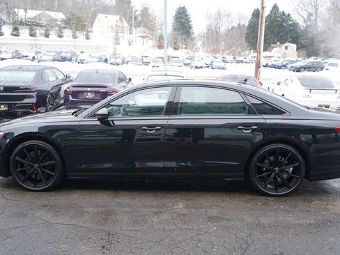 Used 2022 Audi S8 w/ S8 Comfort Plus Package image 9