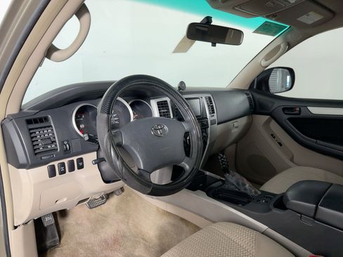 Used 2006 Toyota 4Runner SR5 image 4