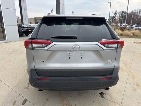 Used 2025 Toyota RAV4 XLE image 6