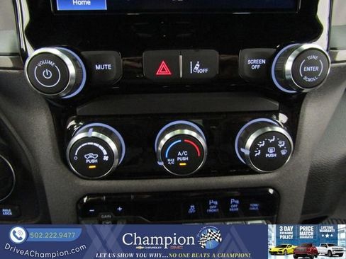 Used 2025 RAM 1500 Warlock AWD/4WD image 38