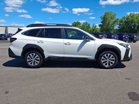 Certified 2024 Subaru Outback Premium w/ Popular Package #1 AWD/4WD image 8
