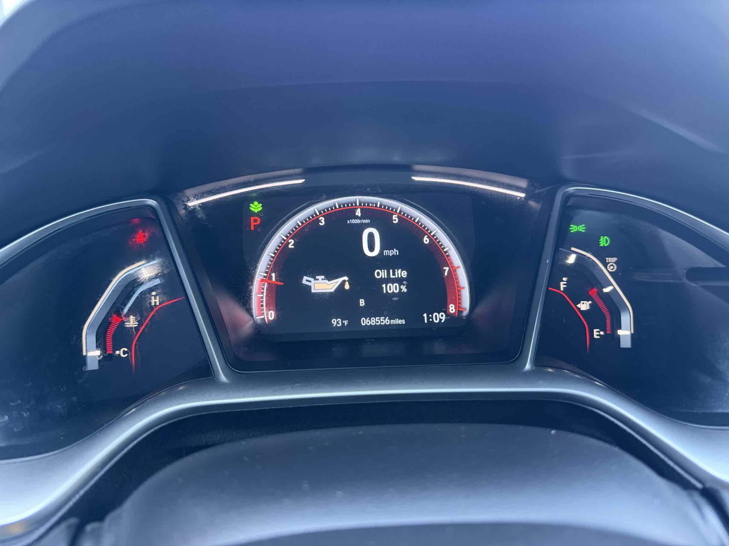Used 2020 Honda Civic Sport image 11