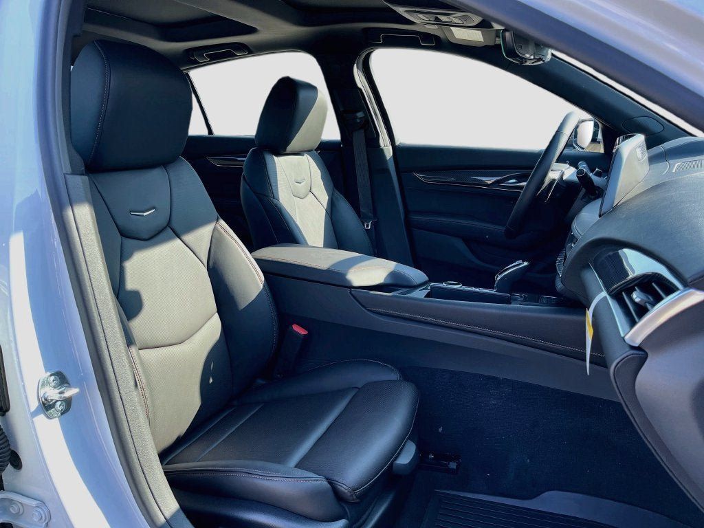 New 2026 Cadillac CT5 Sport w/ Technology Package RWD image 34