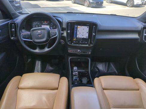 Used 2020 Volvo XC40 T5 Inscription w/ Protection Package Premier image 28