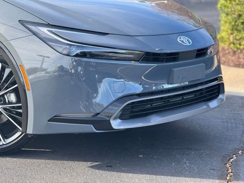 New 2026 Toyota Prius XLE image 4