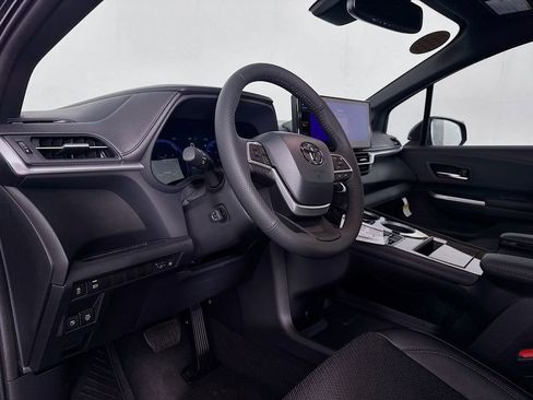 New 2026 Toyota Sienna Limited image 11