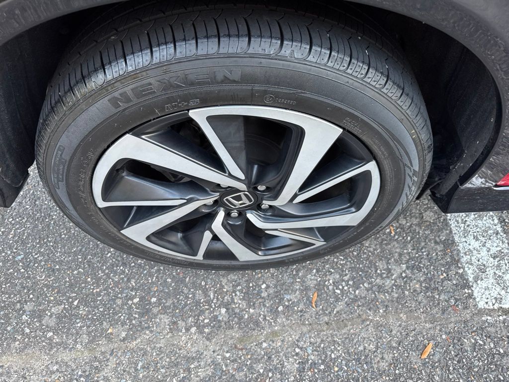 Used 2019 Honda HR-V Sport image 10