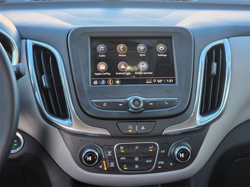 Used 2024 Chevrolet Equinox LT image 18