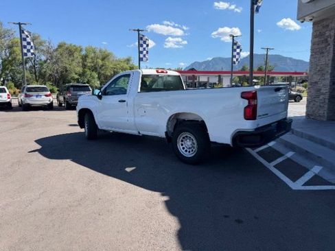 Used 2020 Chevrolet Silverado 1500 W/T RWD image 8