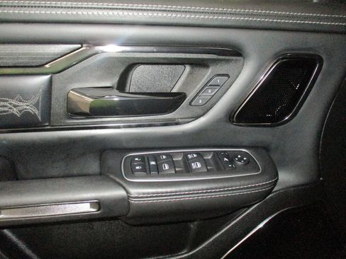 Used 2023 RAM 1500 Limited AWD/4WD image 22