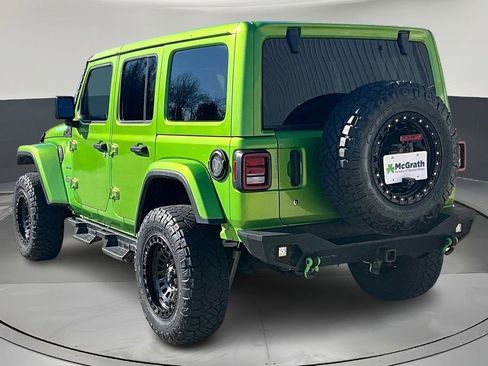 Used 2018 Jeep Wrangler Unlimited Sahara w/ Uconnect 4C Nav & Sound Group image 4