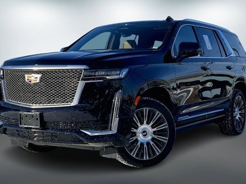 Used 2023 Cadillac Escalade Premium Luxury w/ Performance Package image 12