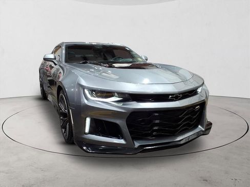 Used 2020 Chevrolet Camaro ZL1 image 4
