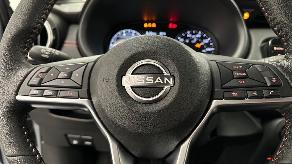 Certified 2024 Nissan Kicks SR FWD image 15