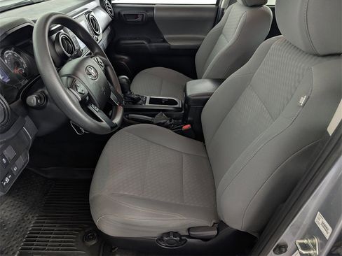 Used 2020 Toyota Tacoma SR image 24