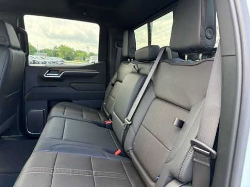 New 2026 Chevrolet Silverado 1500 High Country w/ Technology Package AWD/4WD image 21