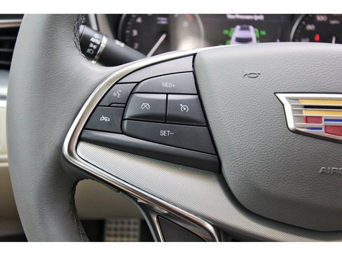 Certified 2023 Cadillac XT5 Premium Luxury w/ Technology Package FWD image 15