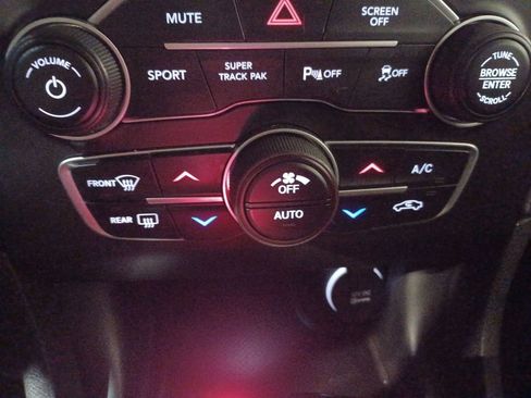 Used 2022 Dodge Charger GT image 17