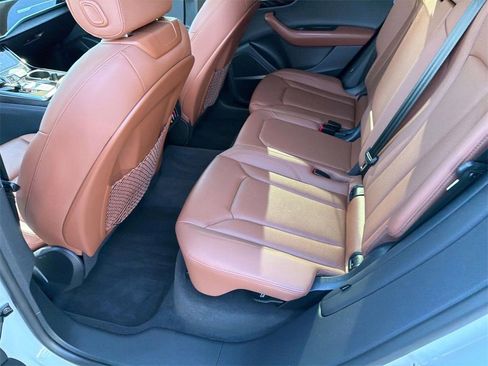 Used 2022 Audi Q8 Prestige image 31