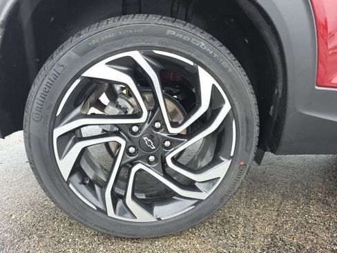 Used 2025 Chevrolet TrailBlazer RS w/ Convenience Package FWD image 19